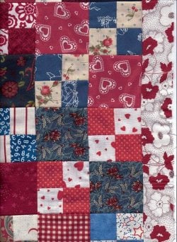 $Double 4-patch, red and white border2, child quilt  03.20.2012.jpg