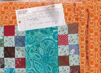 $Log Cabin Star2 With Postage Stamp Border Quilt.jpg