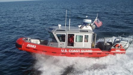 Coast_Guard_25ft_Boat_generic_1459615716451_1336760_ver1_0.jpg