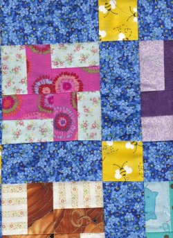 $Forge-me-not Windmill Quilt 3.jpg