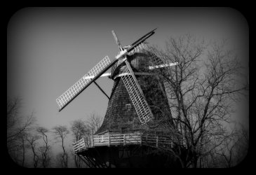 $Windmill-broken-old.jpg