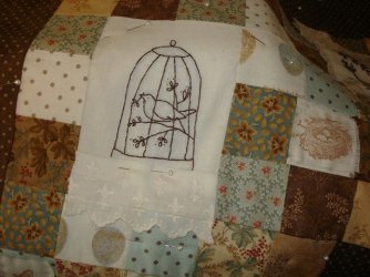 $1 Allie embroidery new bird quilt 002.jpg