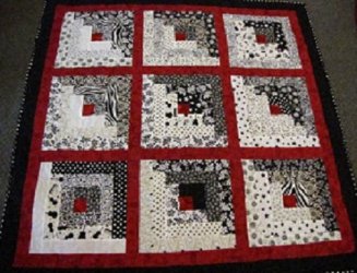 $Snowy Windows Log Cabin Quilt4.jpg