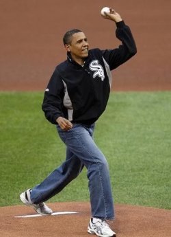 $Obama-Pitching.jpg