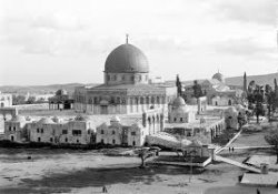 $dome of the rock before 1945.jpg